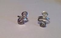 gallery/serpentine ring